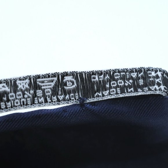 Authentic HERMES Carre 90 Scarf "BRIDES de GALA" Silk Navy Blue White - Picture 12 of 12